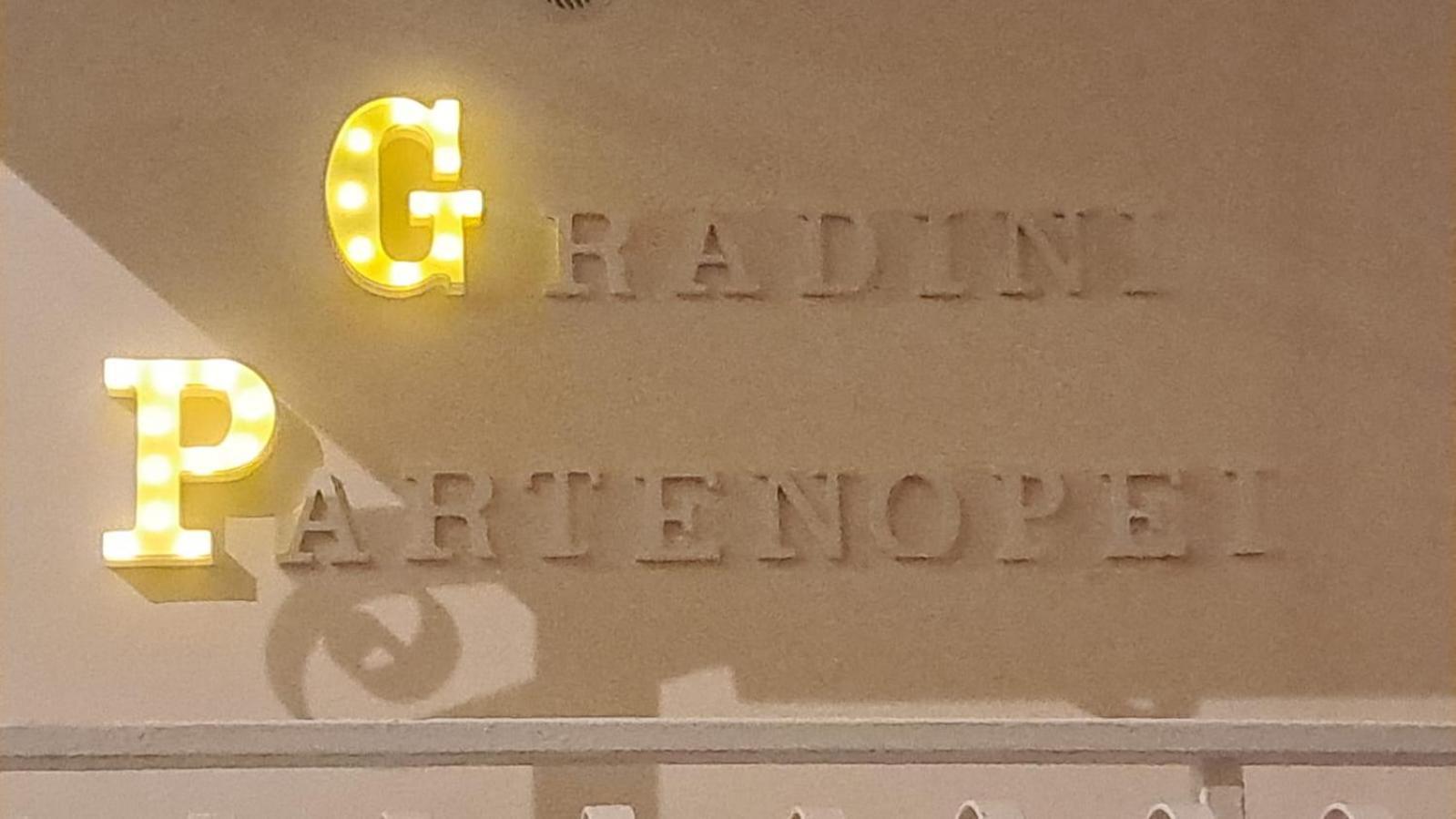 Gradini Partenopei Naples Exterior photo
